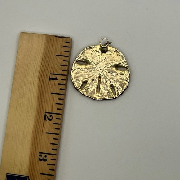 Sand Dollar Gold Tone Pendant -No Chain - Picture 3 of 4